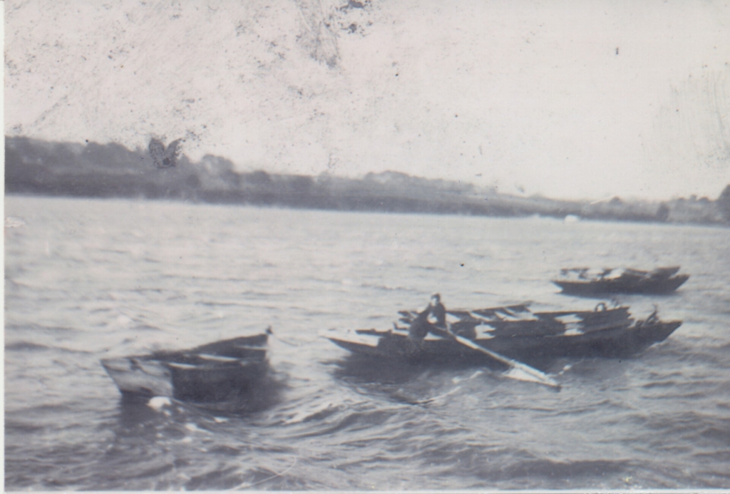 Ets Jegat pêche au Parc du Paluden le 1 mai 1942