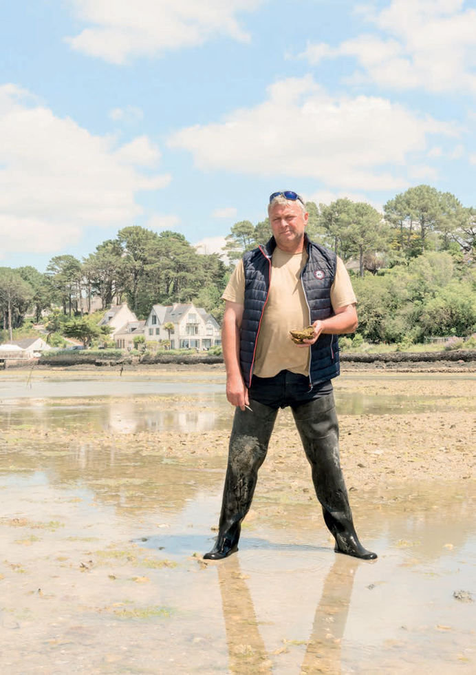 Yvonnick Jégat, juillet 2021. Naisseur d’huîtres plates en baie de Quiberon, éleveur dans le Golfe du Morbihan.